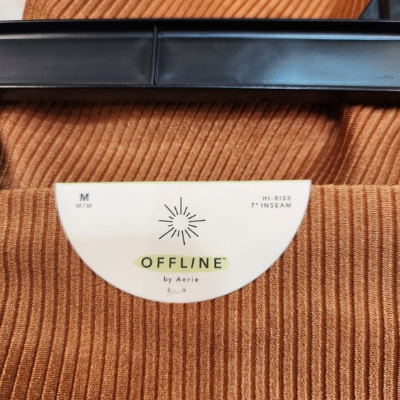 Aerie Offline High Rise Crossover Ribbed Bike Shorts Size Medium NWT - Picture 3 of 4